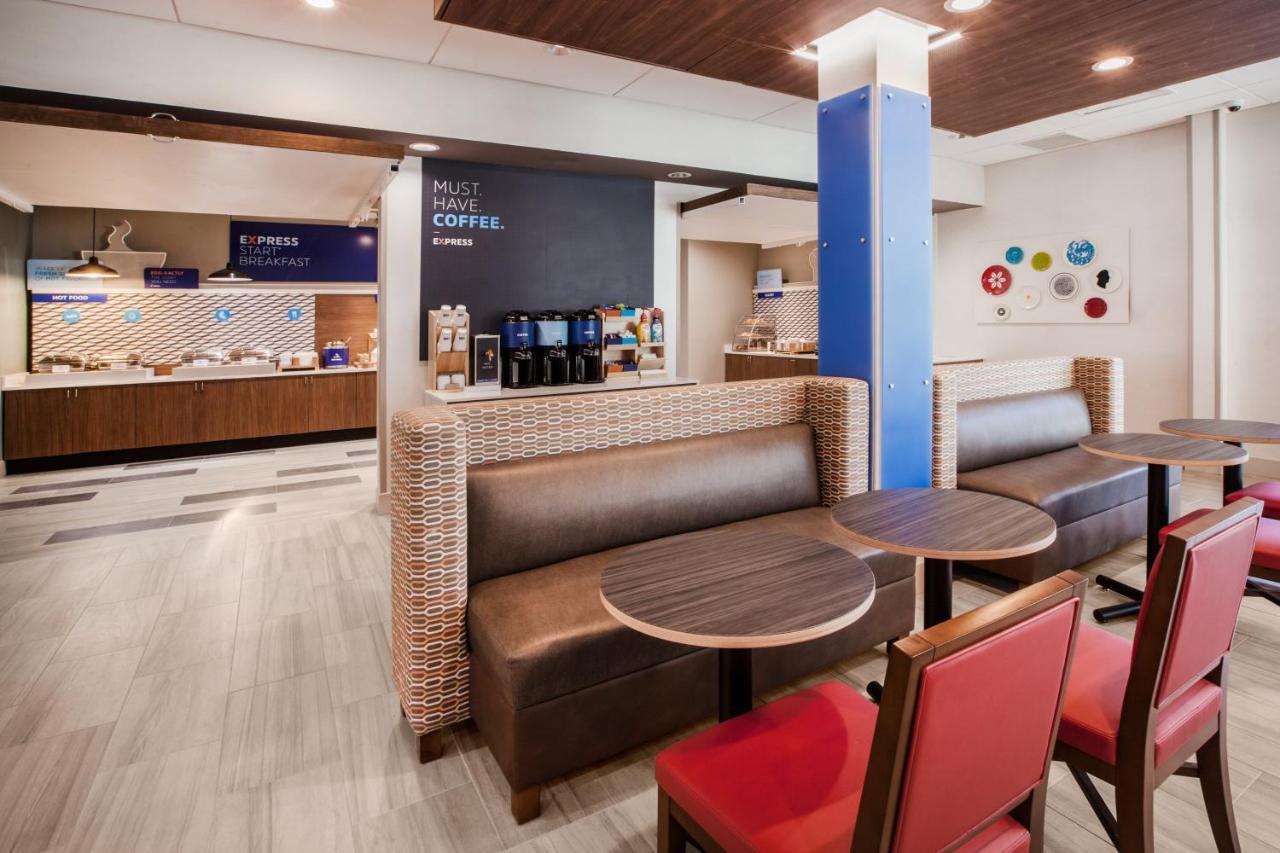 Holiday Inn Express Tallahassee-University Central By Ihg מראה חיצוני תמונה